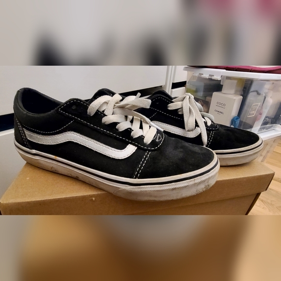 Vans size 7 - Picture 1 of 1